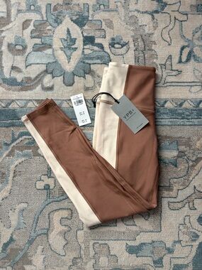 🆕 XS Short Abercrombie & Fitch YPB Leggings